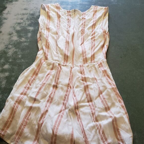 Lulu's Carousel Ride White and Pink Striped Romper sz Small - Picture 2 of 4